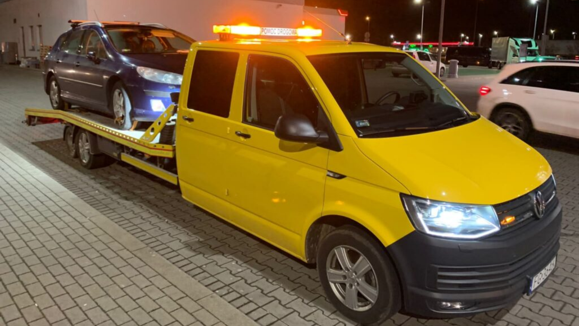 Koszty holowania auta na 300 km